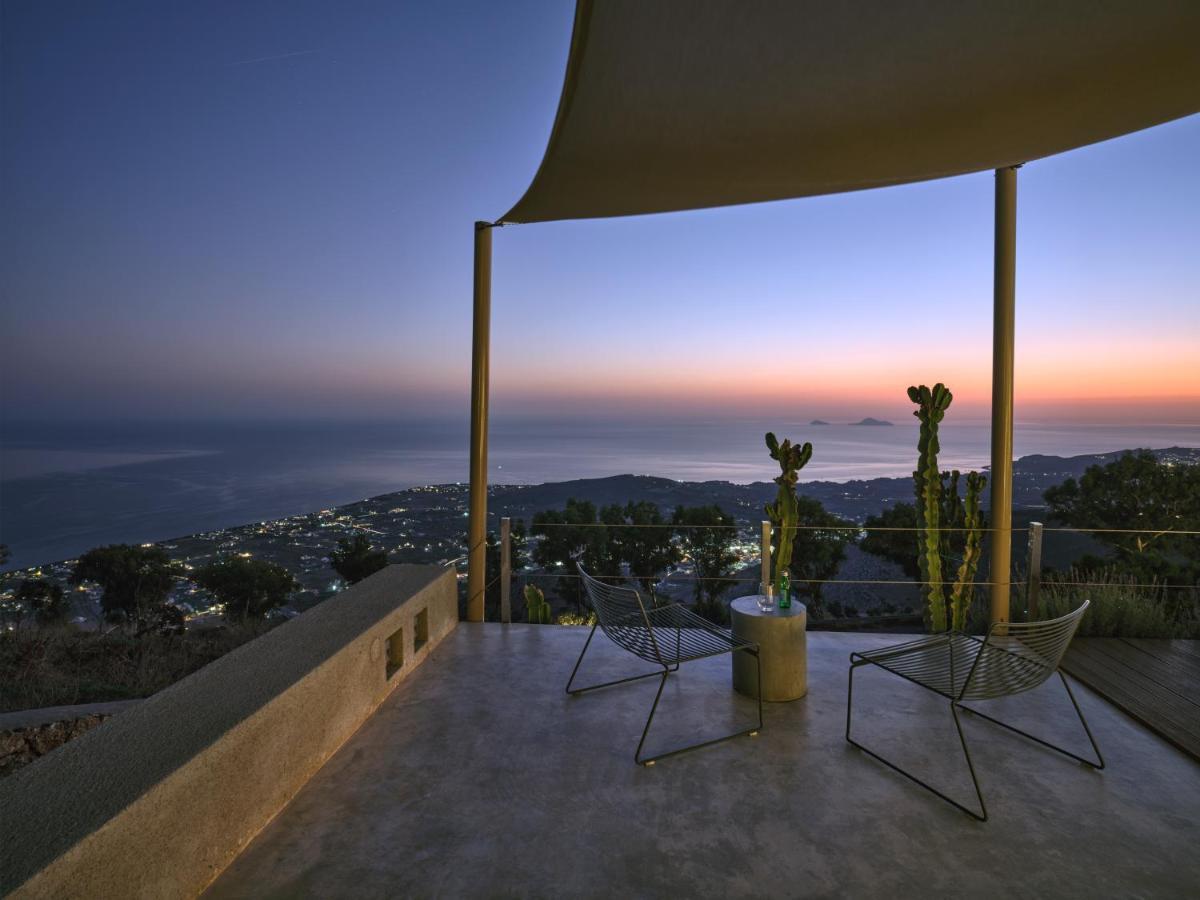 Апартаменти Santorini Heights Pyrgos Kallistis Екстер'єр фото