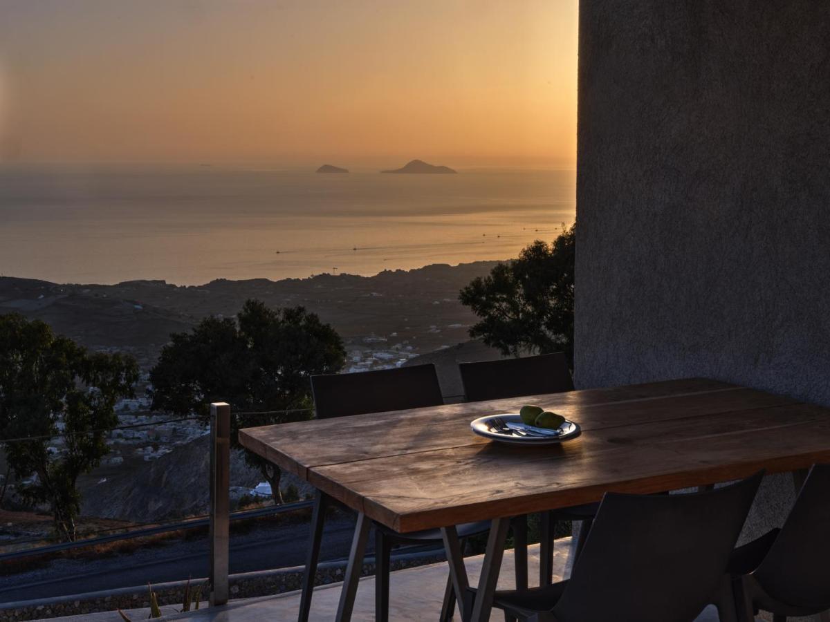 Апартаменти Santorini Heights Pyrgos Kallistis Екстер'єр фото